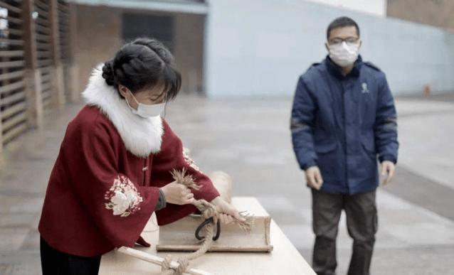 李子柒现身强国熊猫周宣传视频，展现变化的力量与自信的绽放风采