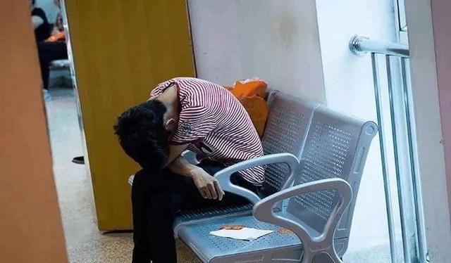 双胞胎死亡 护士曾几轮检查