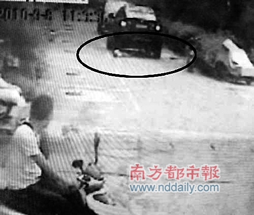 新澳门三期必开一期	6岁男童在校被车碾压肇事车主失联