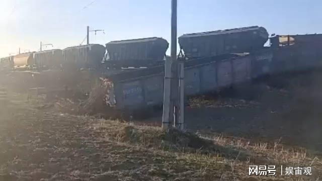 挪威客运火车脱轨事件，未知伤亡引发社会关注与反思