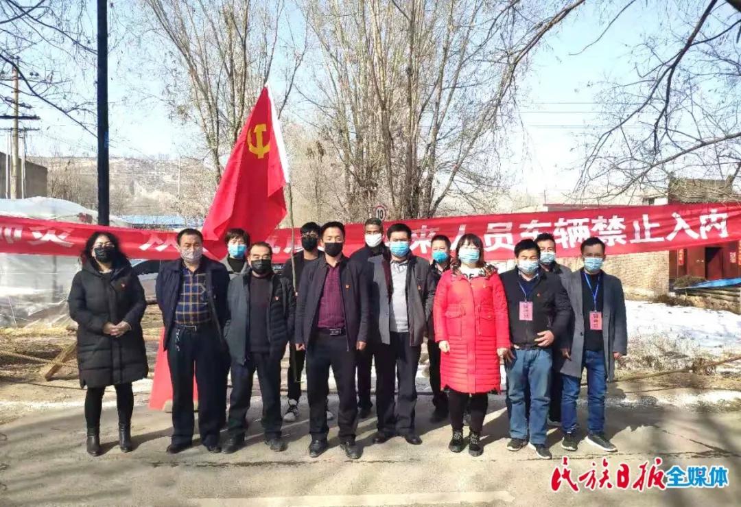 甘肃临夏失联三姐弟历经波折终团圆，团圆时刻感人至深