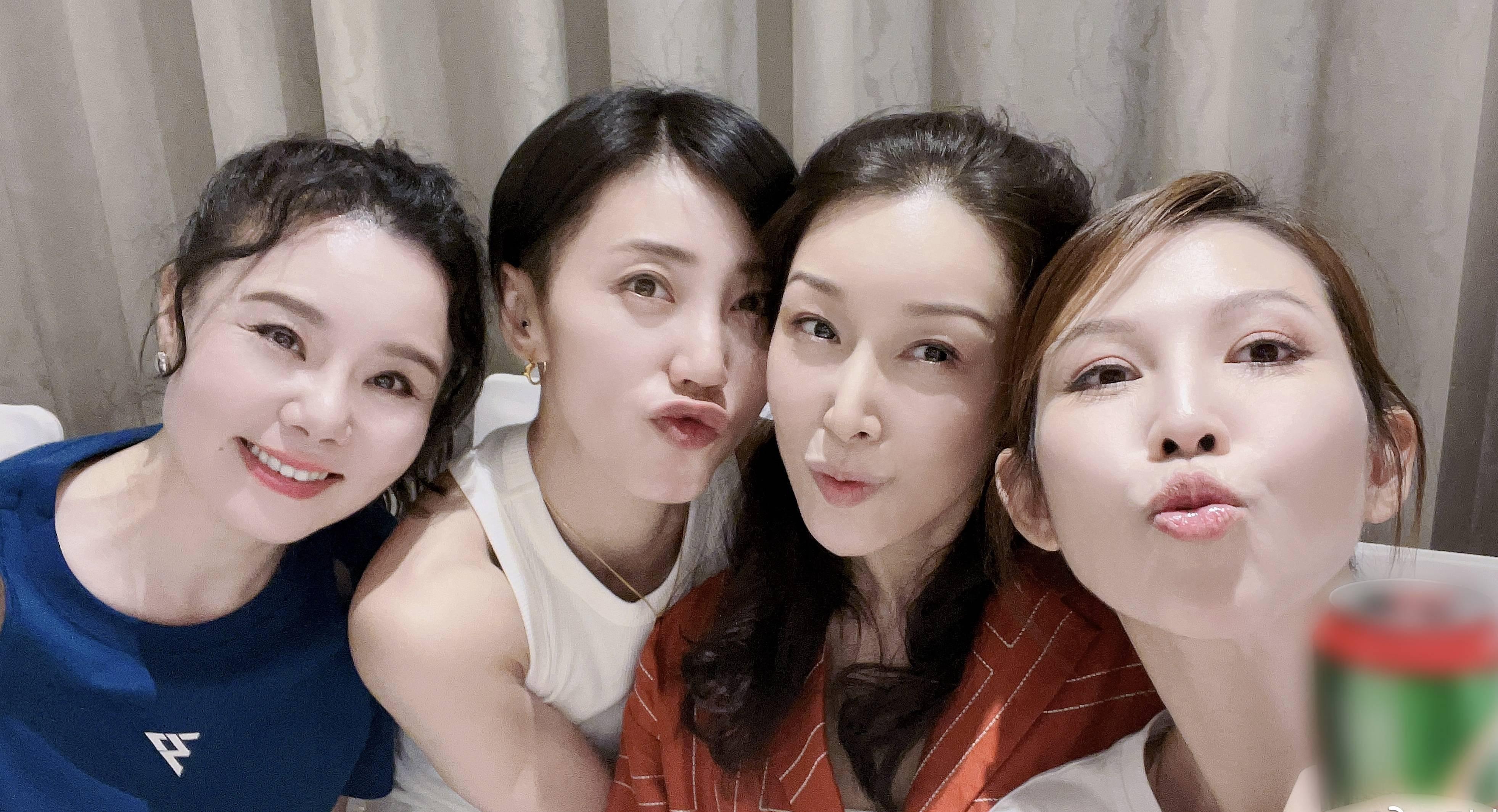 温馨与爱碰撞故事