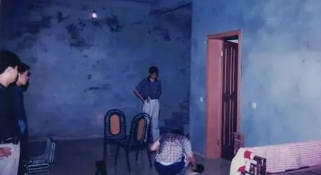丝袜追踪