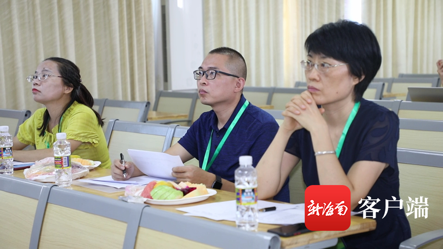 高校向佐式摸鼻梁签到，科技与生活的融合引领高校签到新风尚