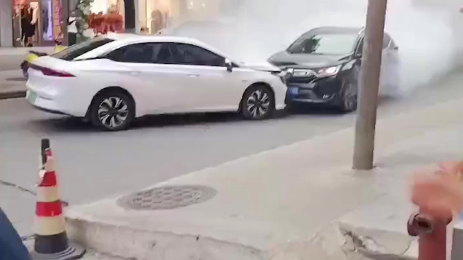 社会回馈