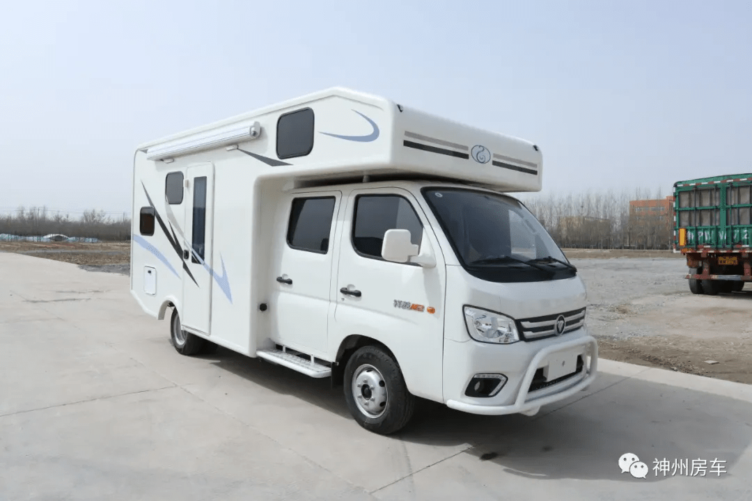 最新款房车