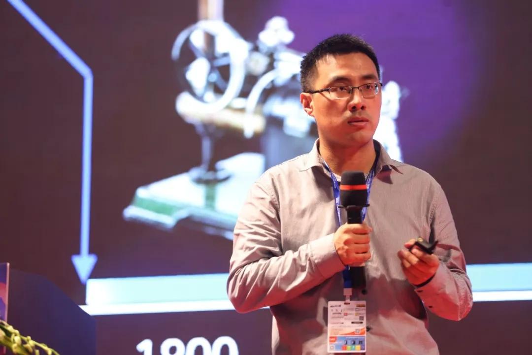 华为最新款5G手机，科技前沿的领航者