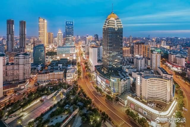 最新一二线城市排名，城市变迁与人的成长故事