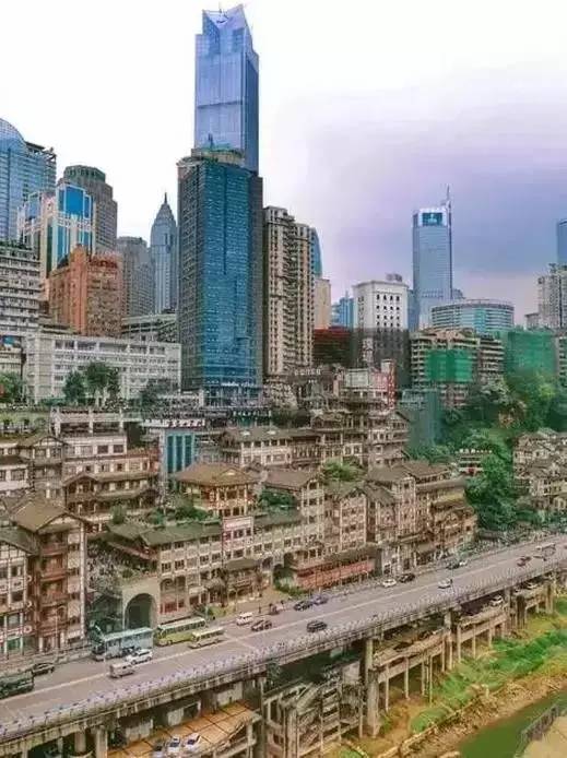 重庆最新化工，自然美景的轻松探索之旅