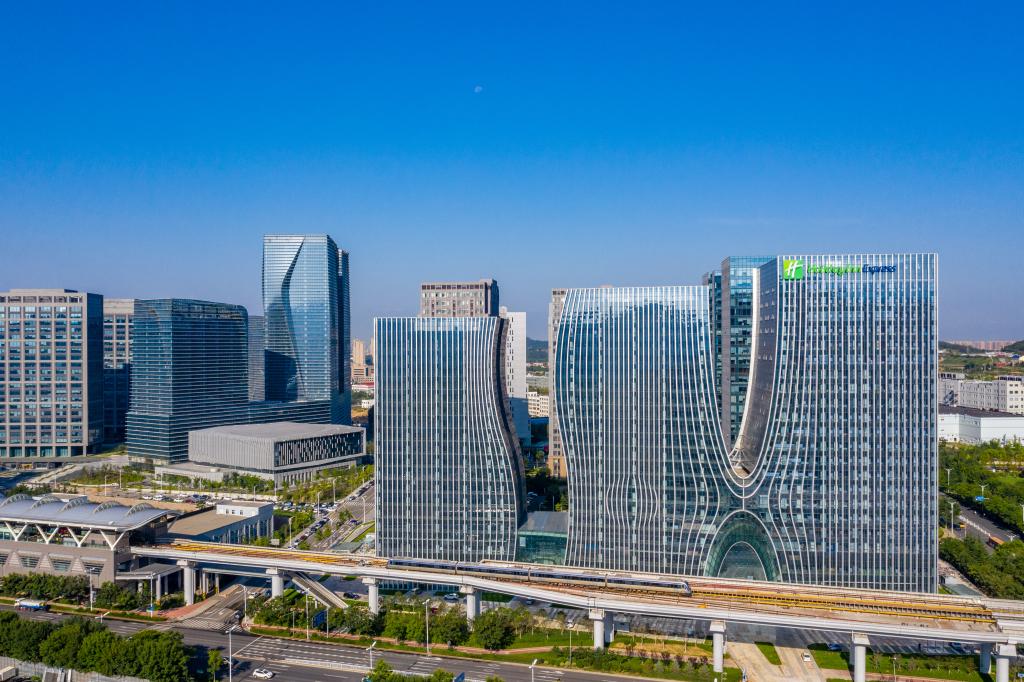 美国科技之光，疫情下的生活新纪元之光