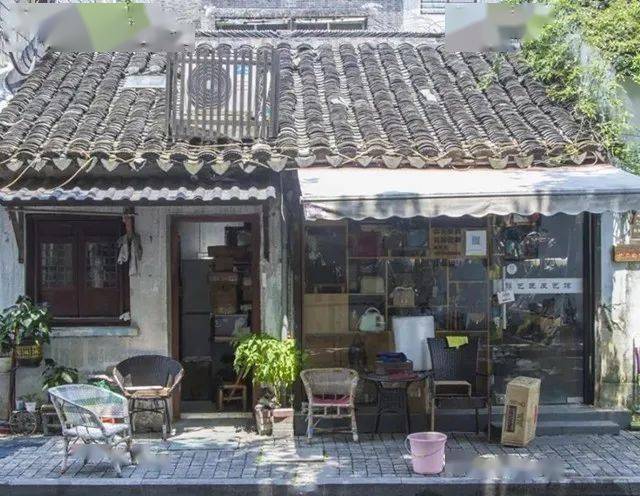 巷弄深处的独特风情/小店魅力探秘