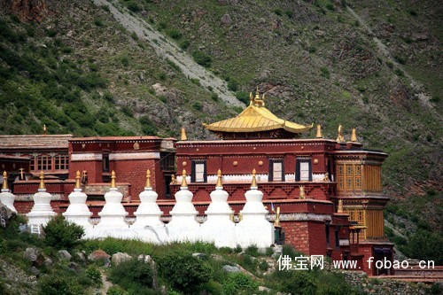 楚布寺，历史与现代的交融见证