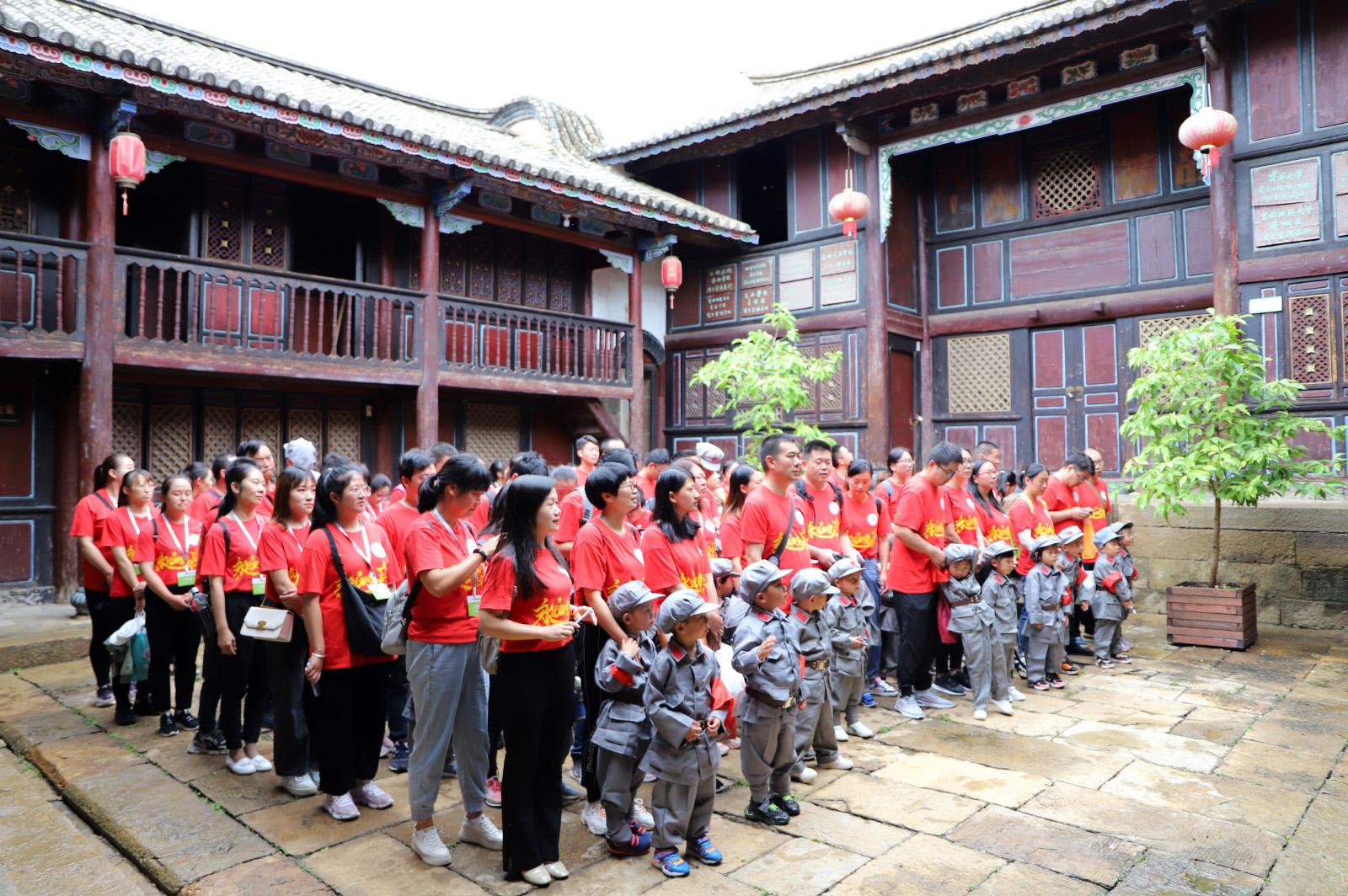 56云南山歌会泽大比赛