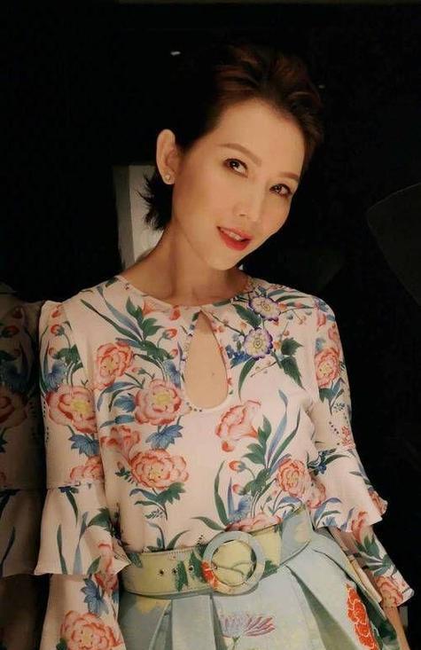 刘涛最新写真，星光璀璨的时代记忆之美