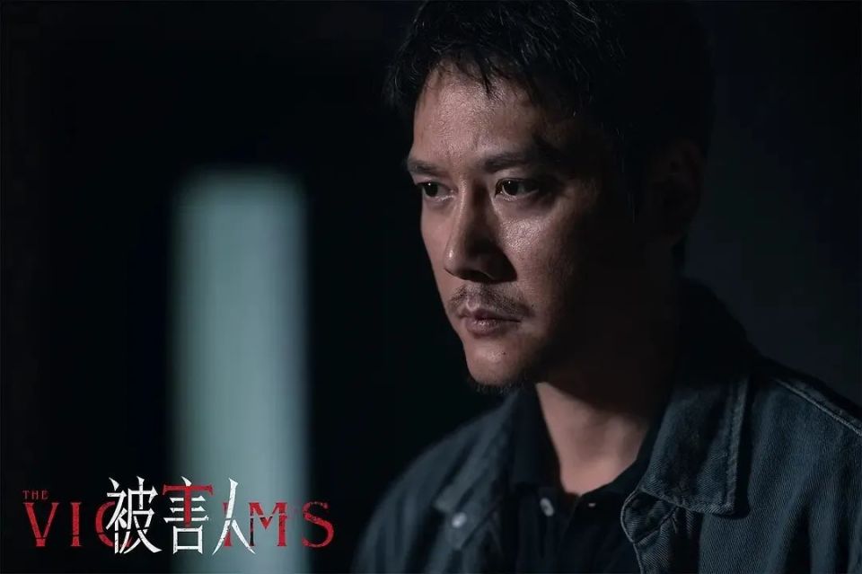 张家辉新片《驱魔人》上映,张家辉新片驱魔人上映，变化带来自信与成就感，励志之旅正能量满满