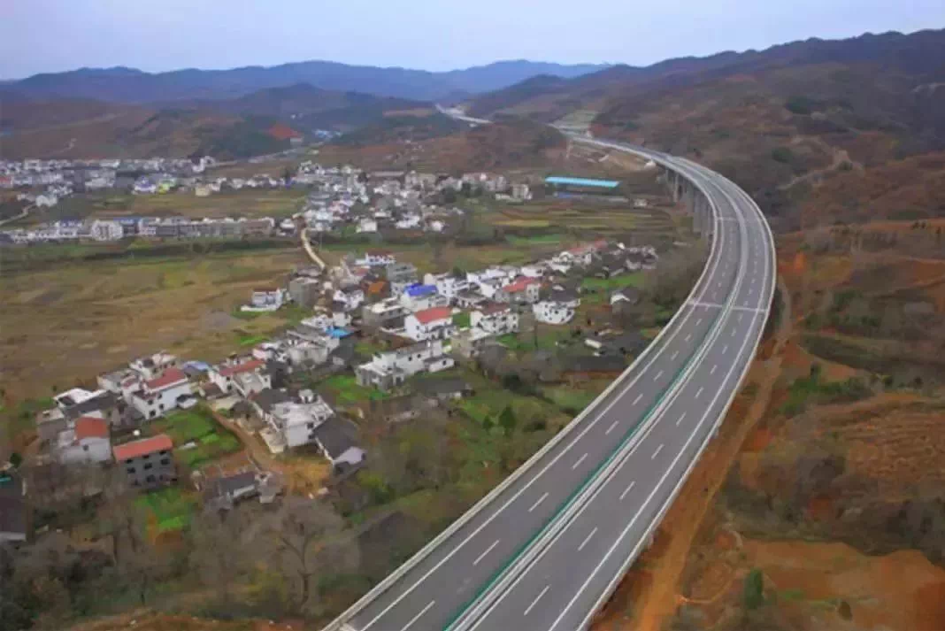 黄平谷陇高速最新动态更新，最新消息汇总