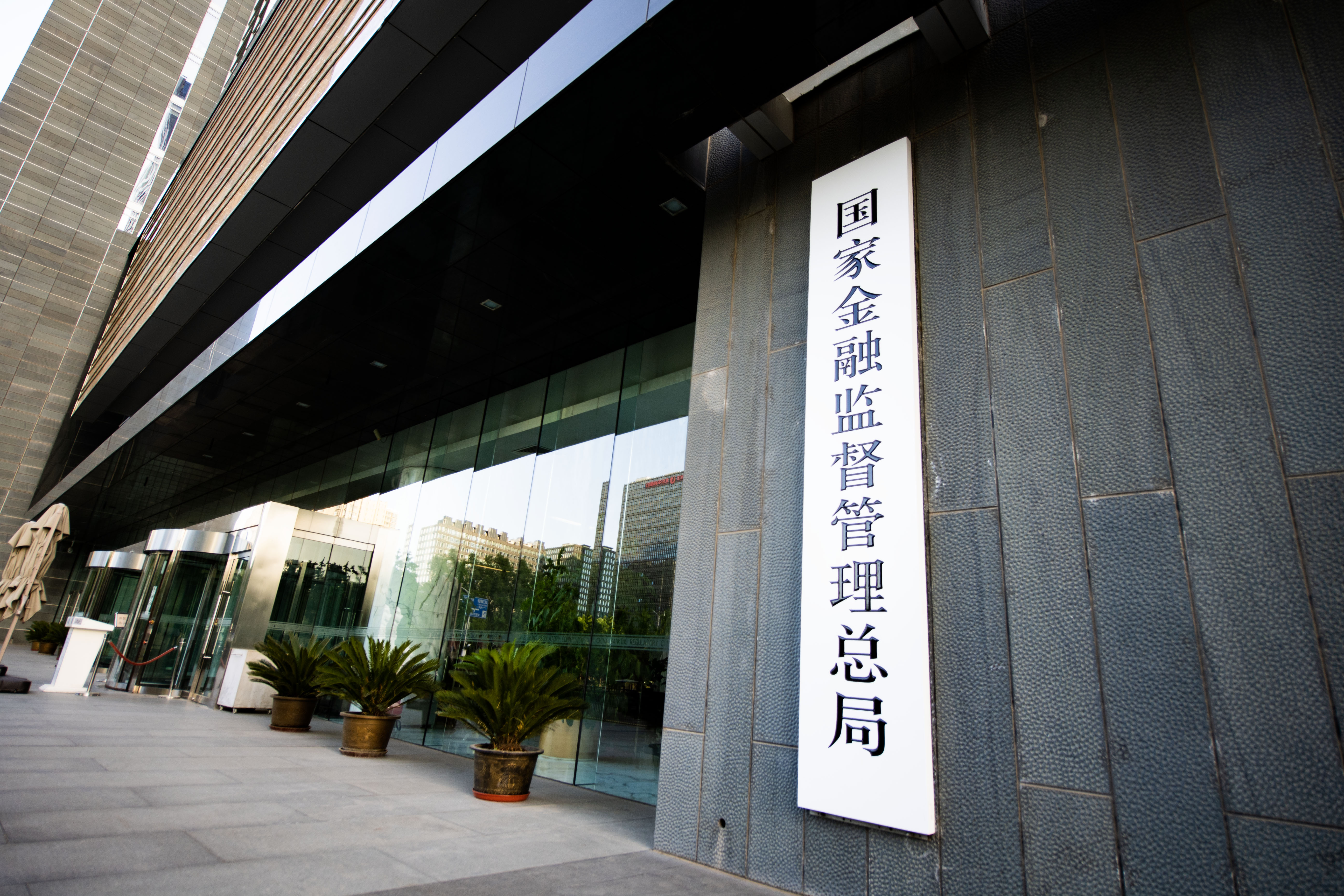 河南鹏升集团最新动态揭秘，小巷中的特色小店探秘