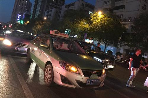 郑州高速车祸震撼瞬间，最新消息披露
