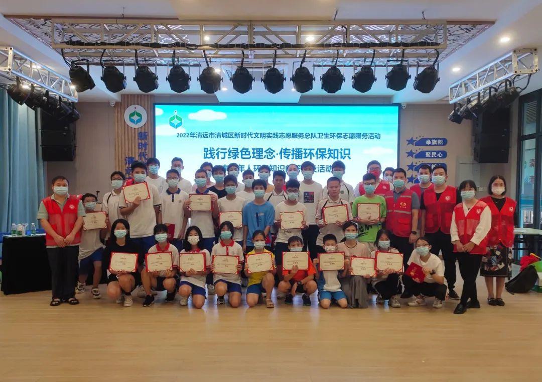 时代笑声与文化印记的交融