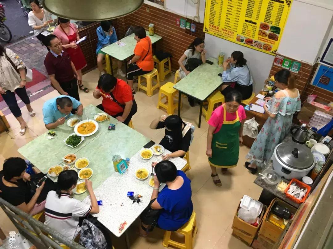 央视带你探索小巷宝藏，特色小店的独特魅力揭秘