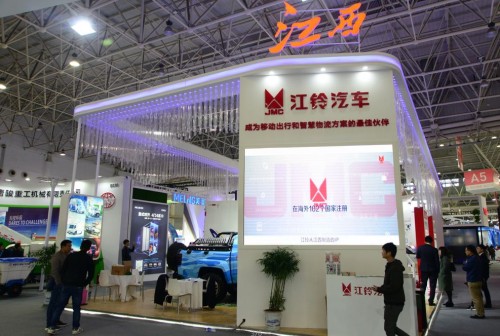 财经行情更新，高科技产品引领未来潮流，重塑生活体验